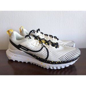 Size 9.5 Mens Nike React Pegasus Trail 4 Low Running Shoe Ivory Black DJ6158-100